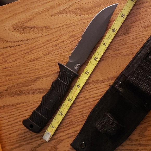 SOG seal pup fixed blade knife - Picture 4 of 8